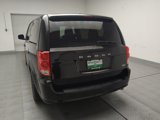 Used 2019 Dodge Grand Caravan SE image 6