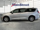 Used 2023 Chrysler Voyager LX image 2