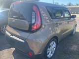 Used 2015 Kia Soul + image 4