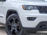 Used 2019 Jeep Grand Cherokee Laredo image 5