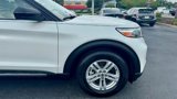 Certified 2022 Ford Explorer XLT w/ Equipment Group 202A image 3