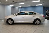 Used 2010 Buick LaCrosse CXL image 2
