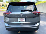 Used 2024 Nissan Rogue SV image 3