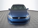 Used 2017 Volkswagen Golf S image 2
