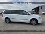 Used 2015 Chrysler Town & Country Limited Platinum image 4