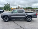 Used 2019 Toyota Tacoma TRD Sport image 3
