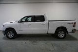 Used 2021 RAM 1500 4x4 Crew Cab image 3