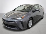Used 2022 Toyota Prius LE image 2