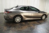 Used 2021 Toyota Camry LE image 3
