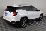 Used 2022 GMC Terrain SLT w/ Infotainment Package II image 6