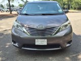Used 2015 Toyota Sienna LE image 2