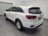 Used 2019 Kia Sorento LX w/ LX Convenience Package image 3