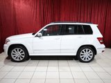 Used 2010 Mercedes-Benz GLK 350 4MATIC image 4