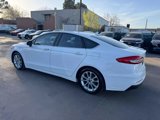 Used 2020 Ford Fusion SE image 4