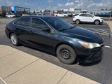 Used 2015 Toyota Camry LE image 2