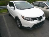 Used 2018 Nissan Rogue Sport S image 2