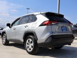 Used 2022 Toyota RAV4 LE image 3
