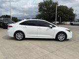 Used 2021 Toyota Corolla LE image 4