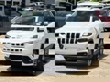 Used 2019 Jeep Cherokee Latitude Plus w/ Comfort/Convenience Group image 3