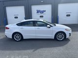 Used 2020 Ford Fusion SE image 2