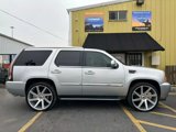 Used 2013 Cadillac Escalade Luxury image 4