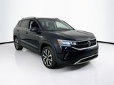 Used 2022 Volkswagen Taos SE image 3