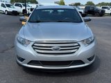 Used 2018 Ford Taurus Limited image 3