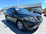 Used 2020 Nissan Pathfinder S image 2