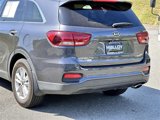 Used 2019 Kia Sorento LX image 4