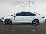Used 2021 Volkswagen Passat 2.0T R-Line image 2
