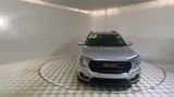Used 2022 GMC Terrain SLE w/ Driver Convenience Package image 3