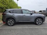 Used 2021 Nissan Rogue SV image 2