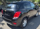 Used 2019 Chevrolet Trax LT w/ LT Convenience Package image 3