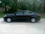 Used 2014 Ford Fusion S image 2