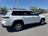 Used 2025 Jeep Grand Cherokee L Laredo image 2