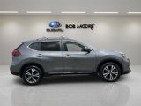 Used 2017 Nissan Rogue SL w/ SL Premium Package image 4