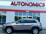 Used 2017 Jeep Cherokee Latitude w/ Cold Weather Group image 4
