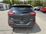 Used 2018 Jeep Cherokee Latitude Plus w/ Comfort/Convenience Group image 4
