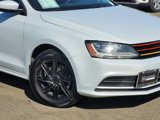 Used 2017 Volkswagen Jetta S image 3