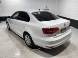 Used 2015 Volkswagen Jetta S image 4