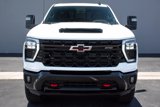 Used 2025 Chevrolet Silverado 2500 ZR2 w/ Technology Package image 4