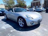 Used 2008 Pontiac Solstice Convertible w/ Preferred Package image 3