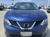 Used 2018 Nissan Rogue Sport SV image 2