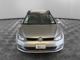 Used 2016 Volkswagen Golf SE image 2