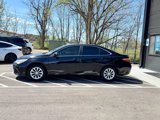 Used 2015 Toyota Camry LE image 4