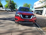 Used 2017 Nissan Pathfinder Platinum image 2