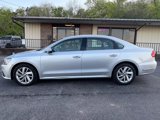 Used 2018 Volkswagen Passat 2.0T SE image 4
