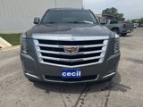 Used 2018 Cadillac Escalade Luxury image 2