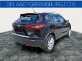 Used 2022 Nissan Rogue Sport SV image 3