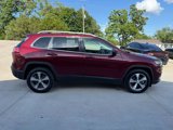 Used 2019 Jeep Cherokee Limited image 2